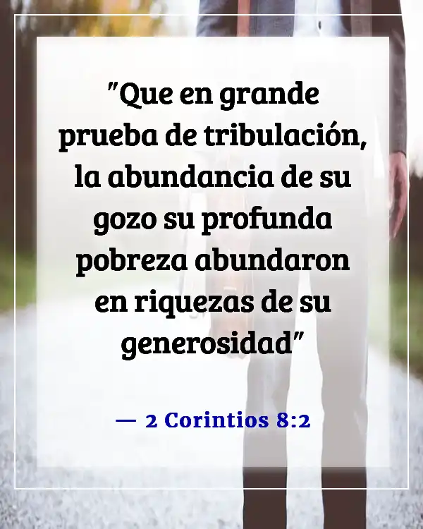 Versículo de la Biblia sobre Dios probándonos (2 Corintios 8:2)