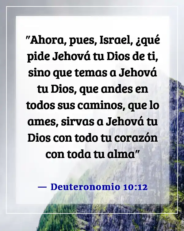 Versículo de la Biblia sobre el compromiso de servir a Dios (Deuteronomio 10:12)