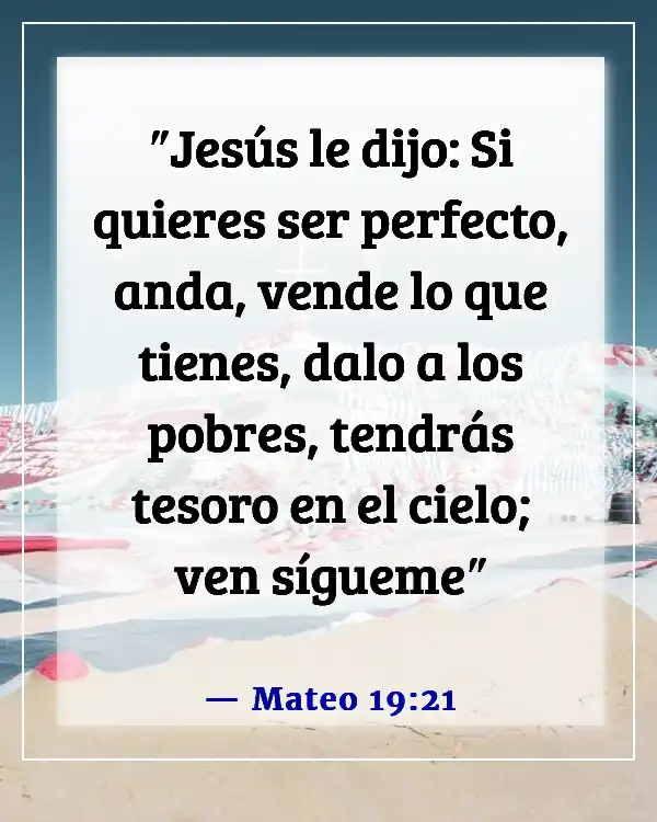 Here is the translation of "Bible Verse About Material Things" into Spanish:  

"Versículo bíblico sobre las cosas materiales" (Mateo 19:21)